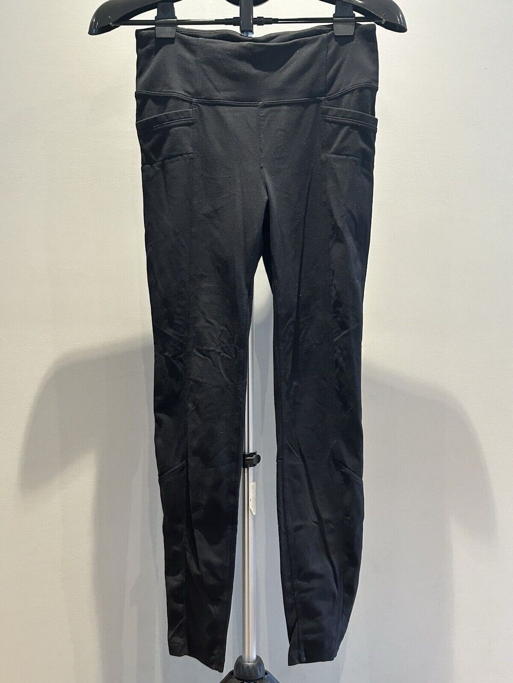 Athleta size M Black Pants